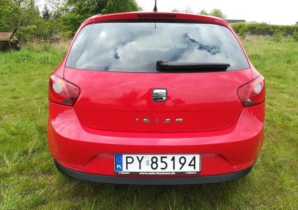 Seat Ibiza cena 18300 przebieg: 195000, rok produkcji 2011 z Poznań małe 466